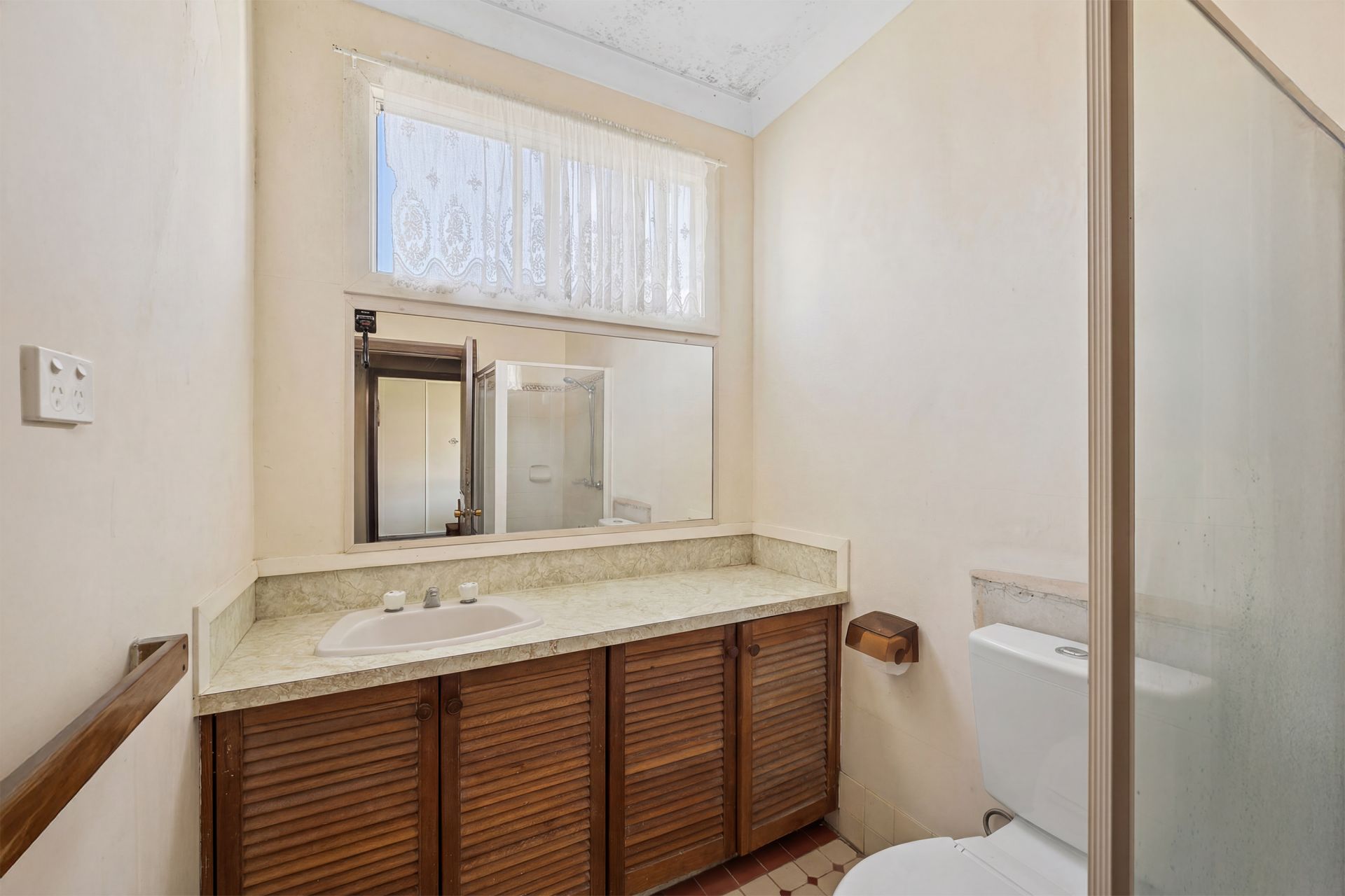 64 Bay Road, Blue Bay, Blue Bay - Thumbnail 2