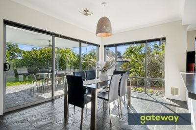 2 Grampian Crescent, Aubin Grove