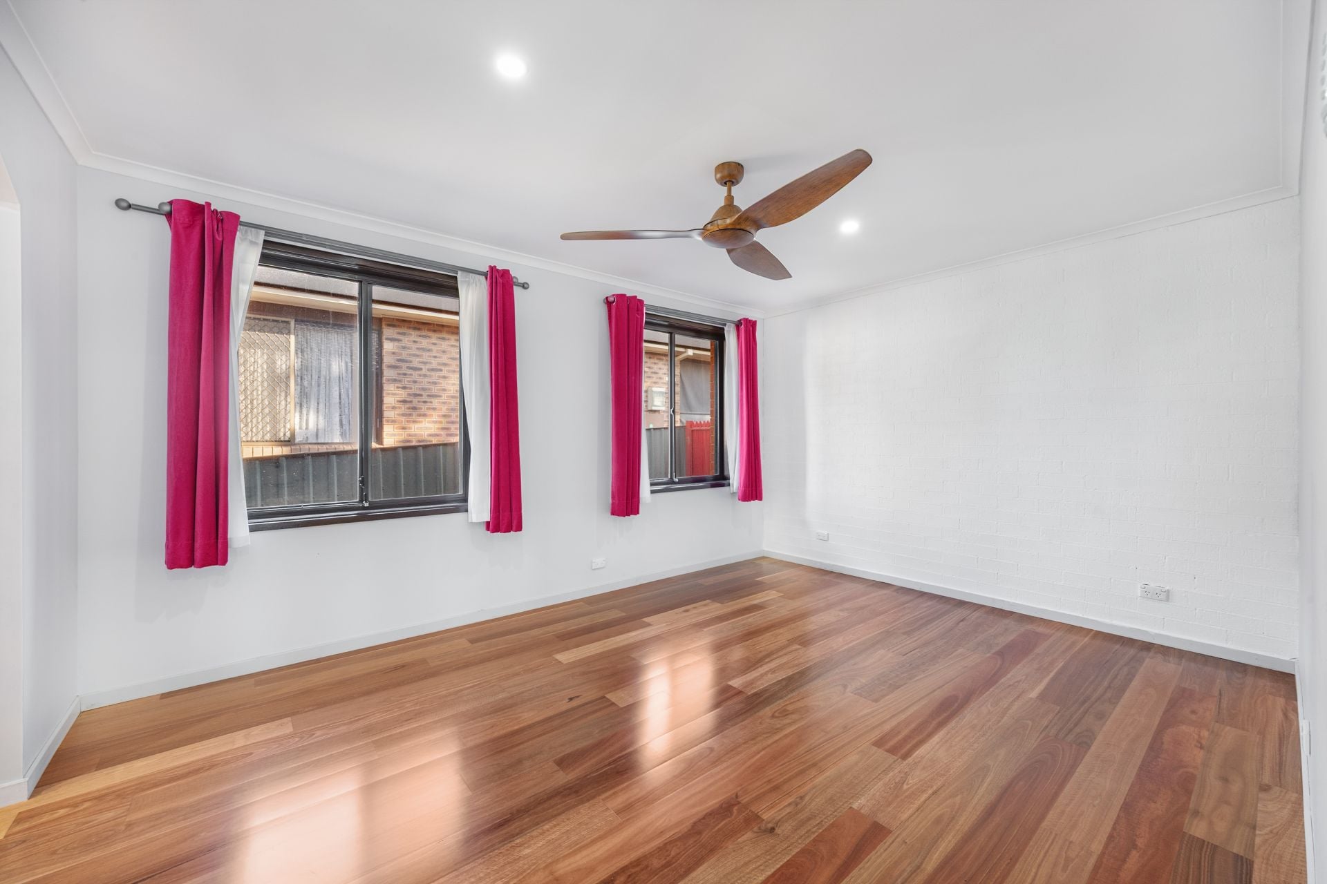 7 Hayley Crescent, Queanbeyan, Queanbeyan - Thumbnail 5