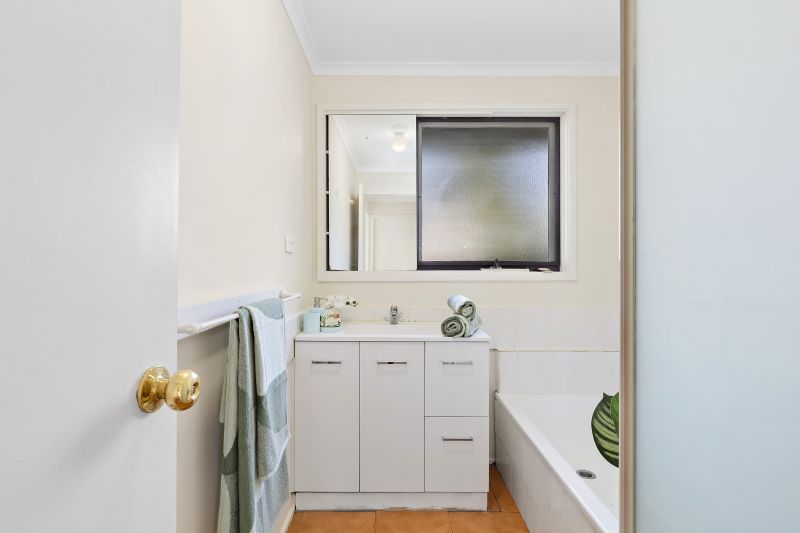 8 Bishop Place, Epping