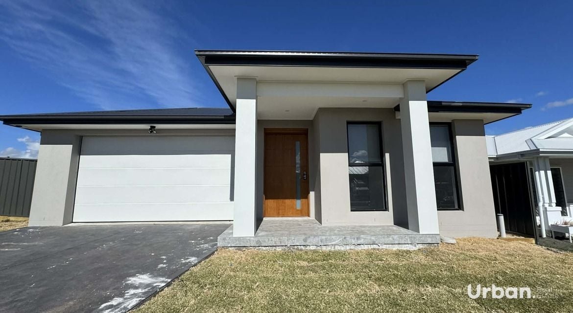 Lochinvar 48 Caputar Way
