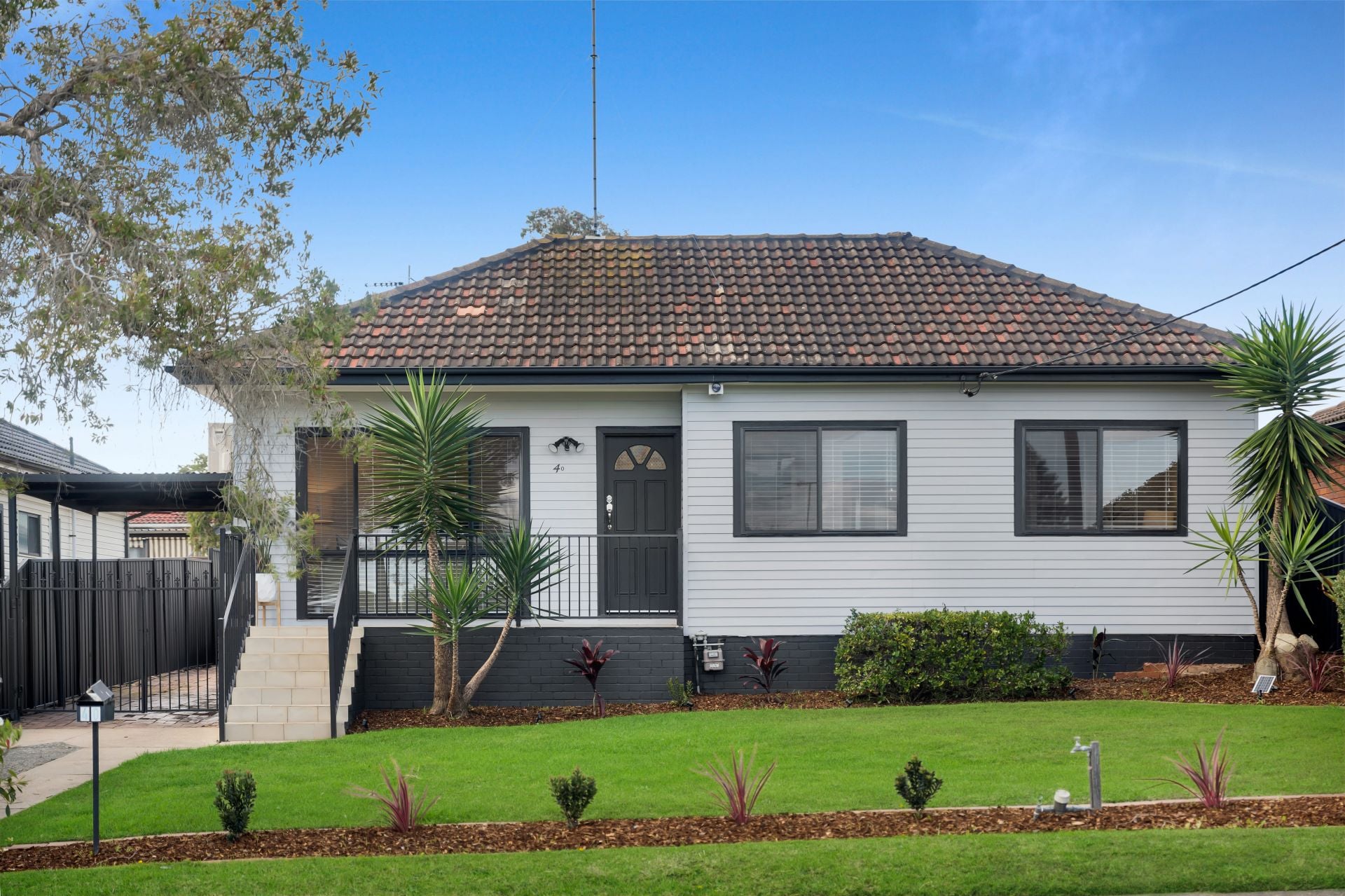 40 Waminda Avenue, Campbelltown NSW, Campbelltown - Image 1