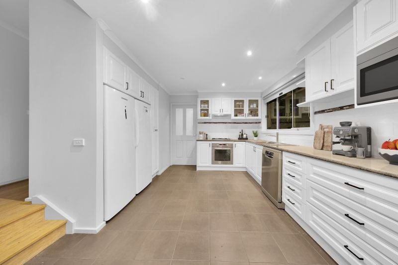 4 Exton Close, Epping