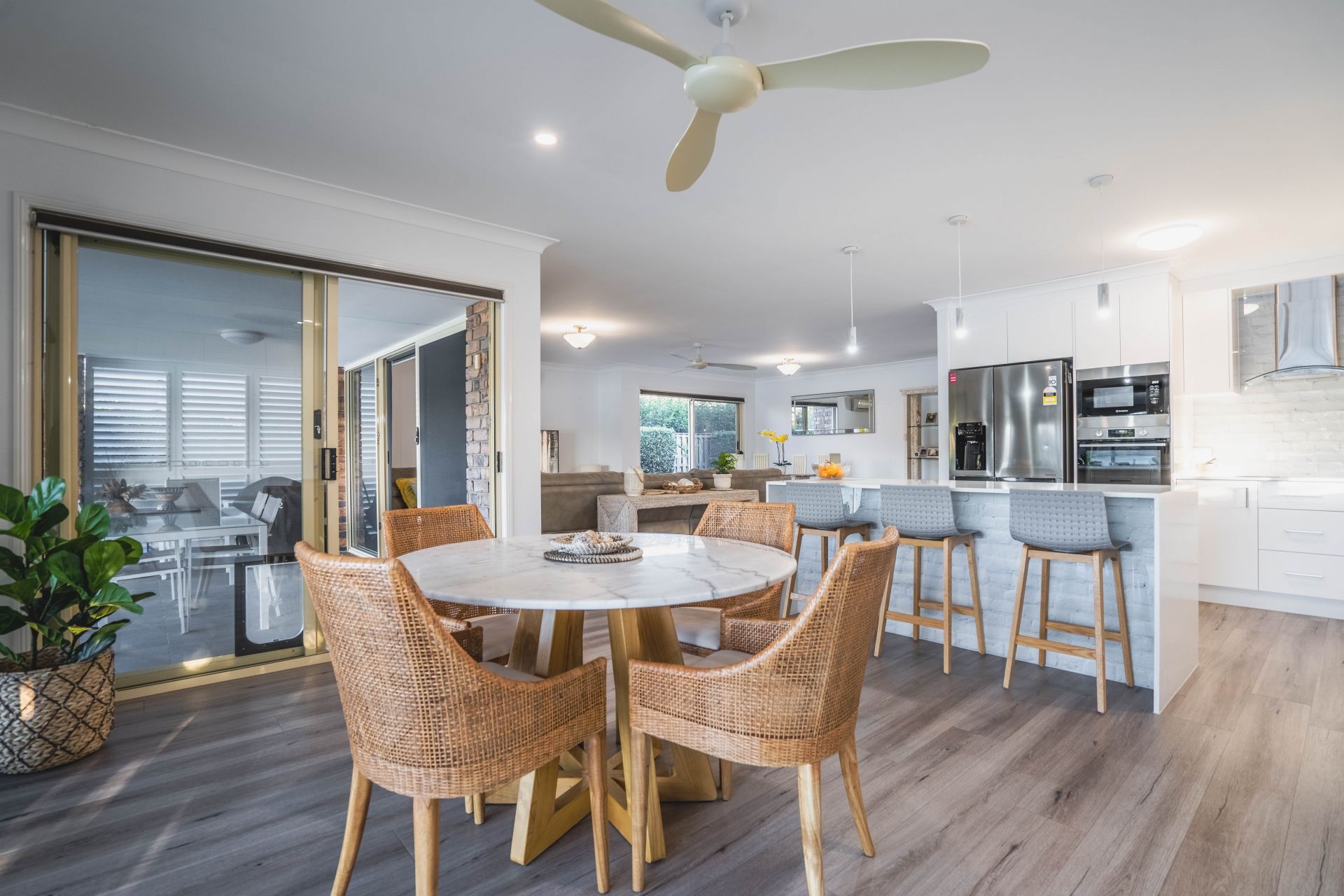 19 Lefroy Drive, Coombabah - Thumbnail 3