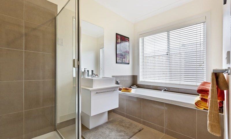 11 Laurimar Boulevard, Doreen