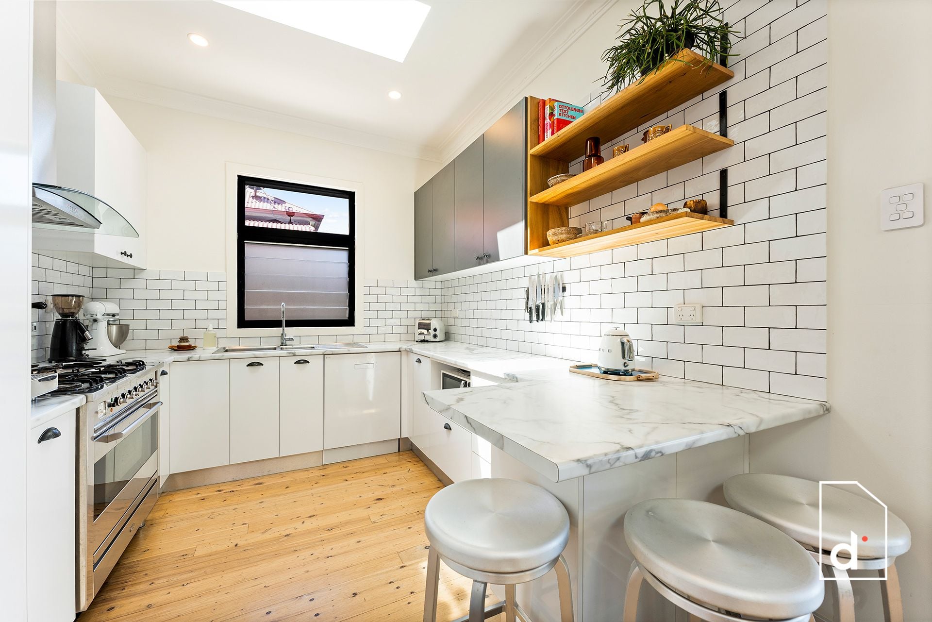 27 Chenhalls Street, Woonona NSW