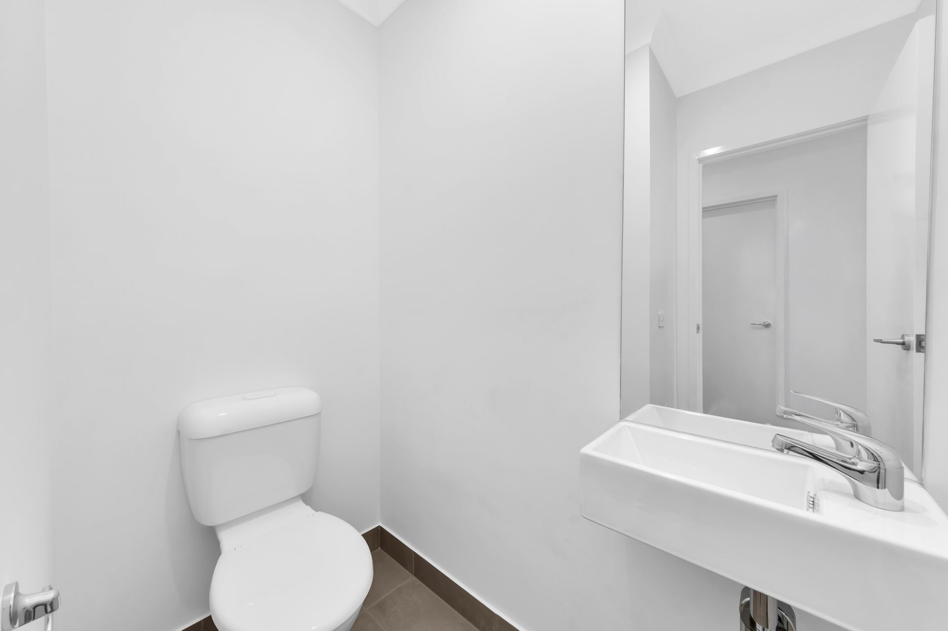 Modern & Low-Maintenance Living