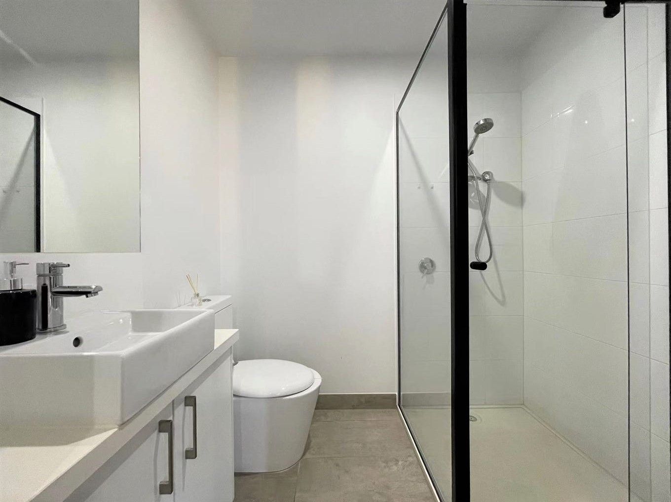 Contemporary, Modern & Stylish Over Three Levels