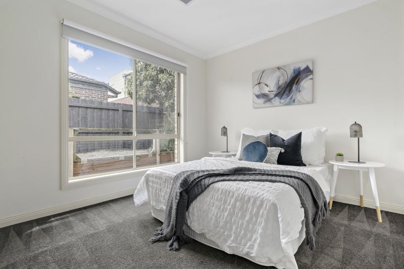 2/74 Miranda Road, Reservoir