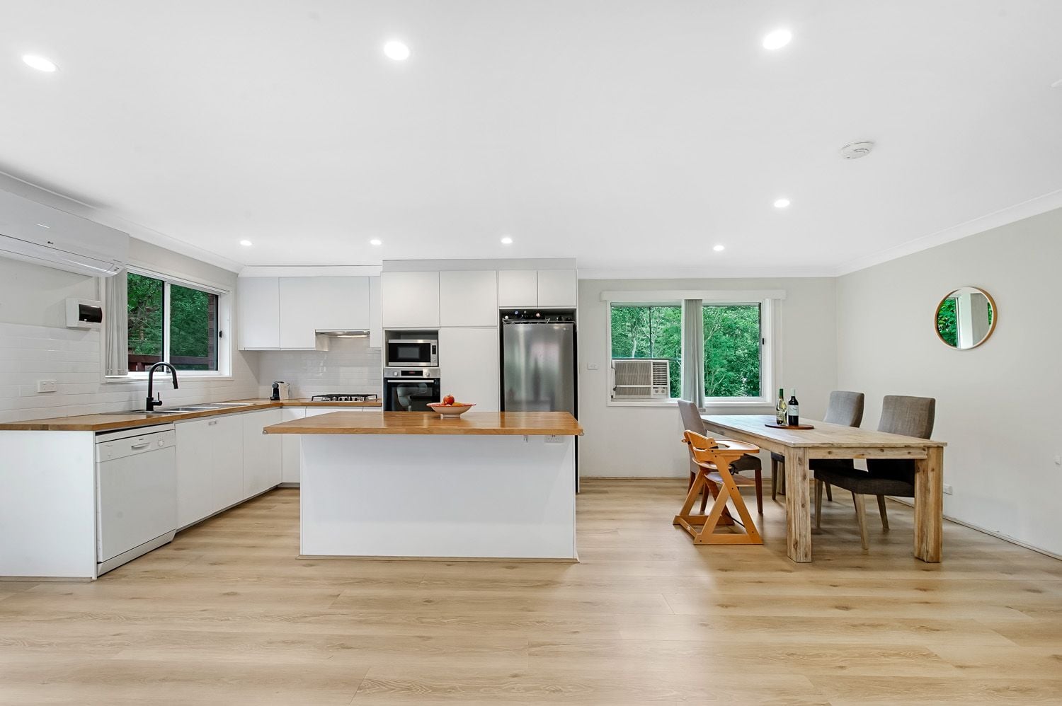 2/9 Trelawney Street, Thornleigh, Thornleigh - Thumbnail 2