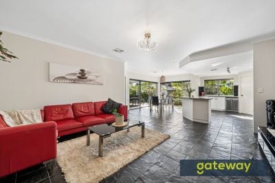 2 Grampian Crescent, Aubin Grove