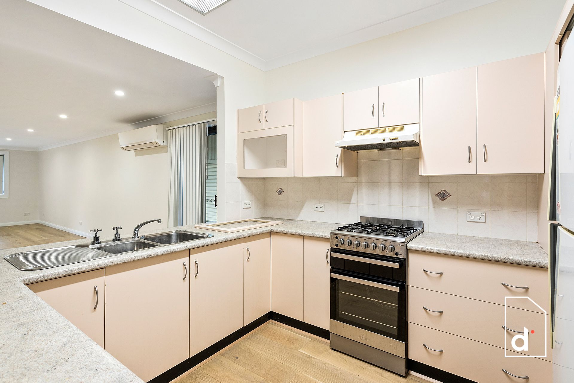 6 Julius Street, Towradgi NSW