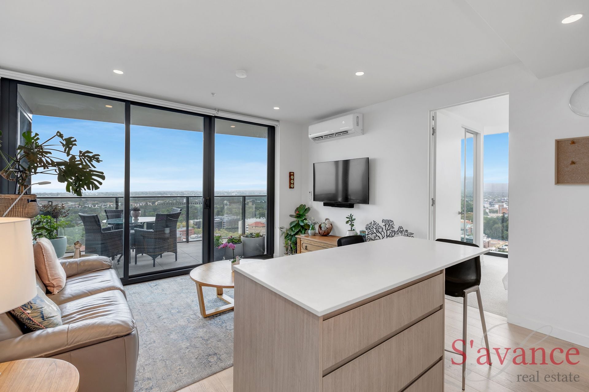 2204/17 Austin Street Adelaide SA, Adelaide - Thumbnail 5