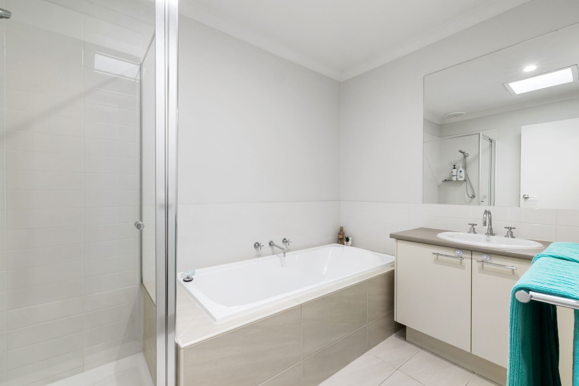 Modern Family Living With Versatile Spaces