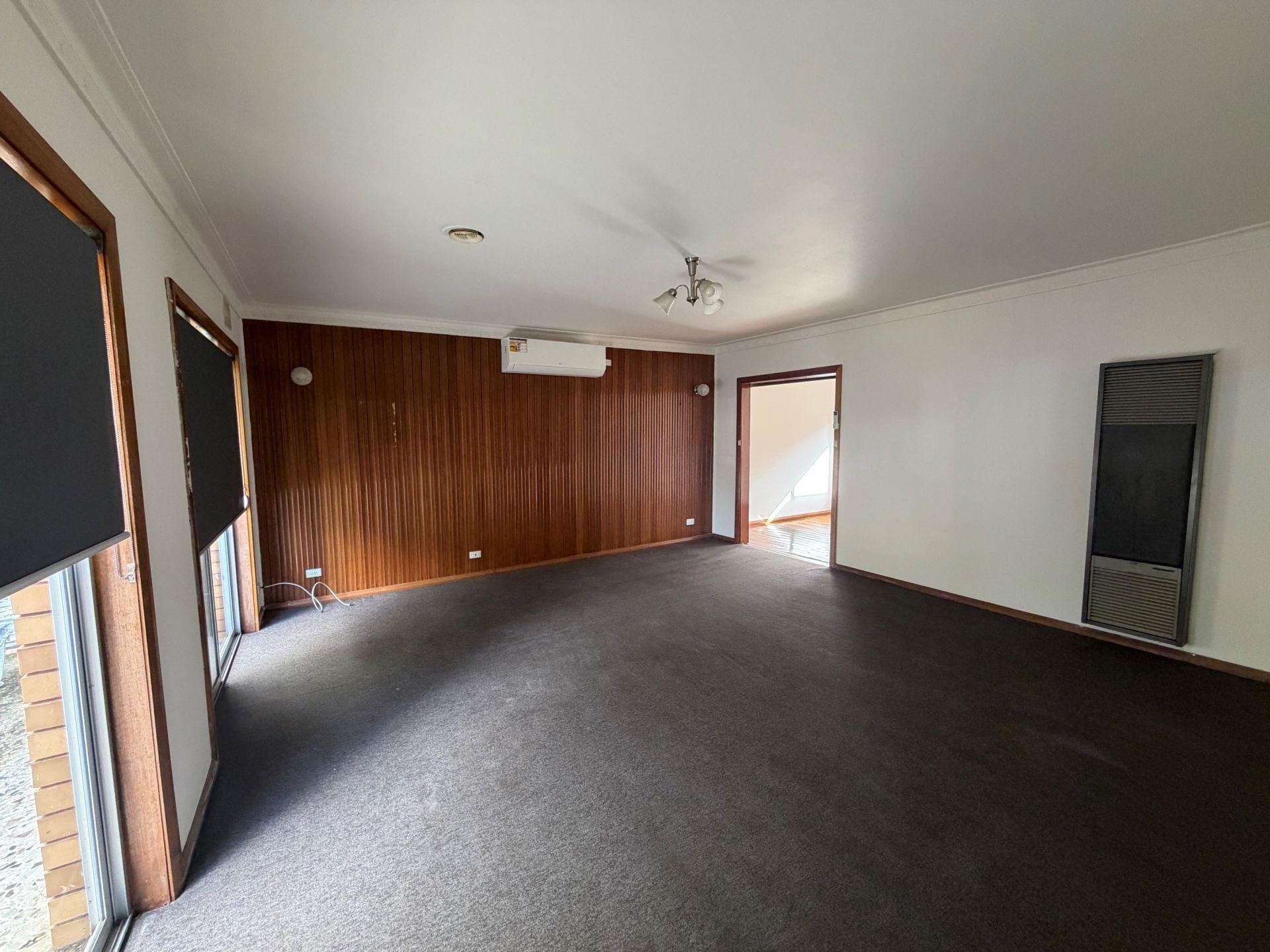 LARGE FAMILY HOME IN GREAT LOCATION