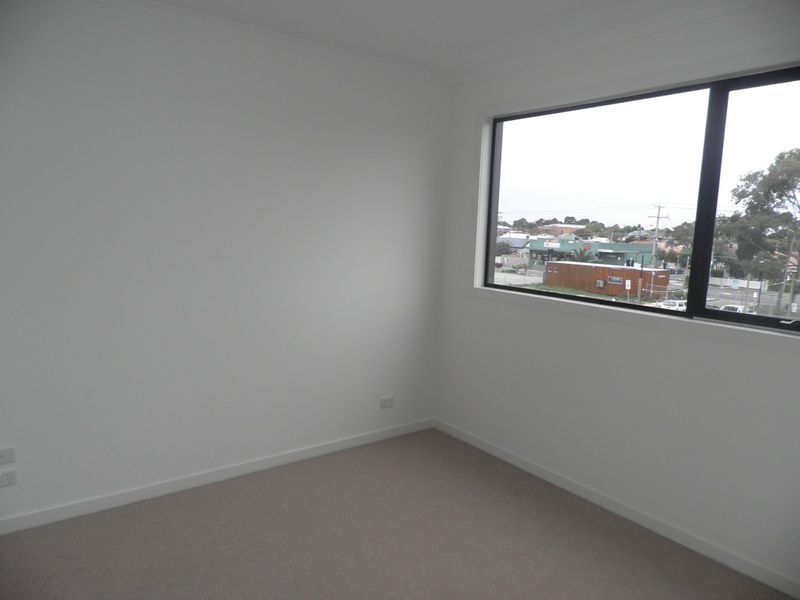 2/20 Hewitt Avenue Footscray VIC, Footscray - Thumbnail 6