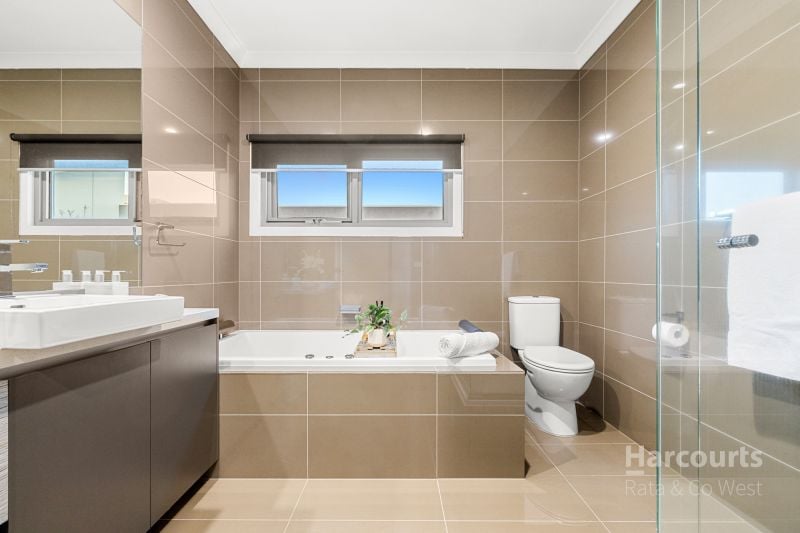 12 Flemington Street, Caroline Springs