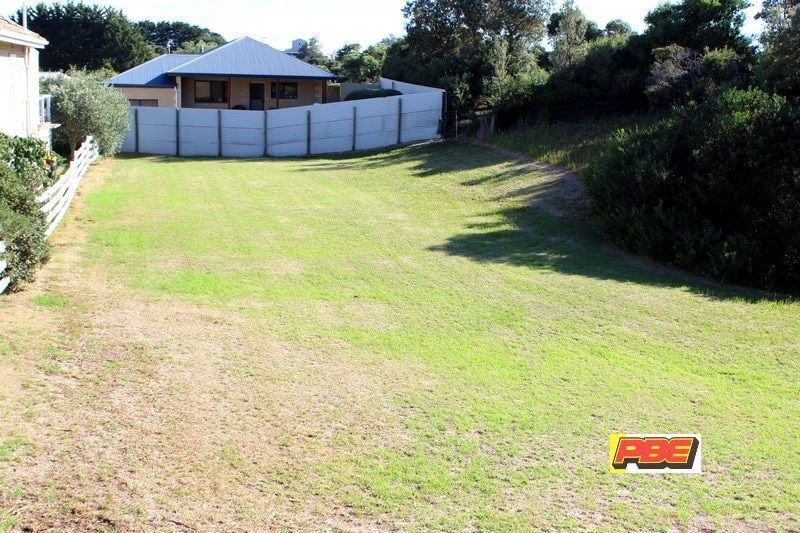 18 Inlet View Road, Venus Bay VIC, Venus Bay - Thumbnail 2