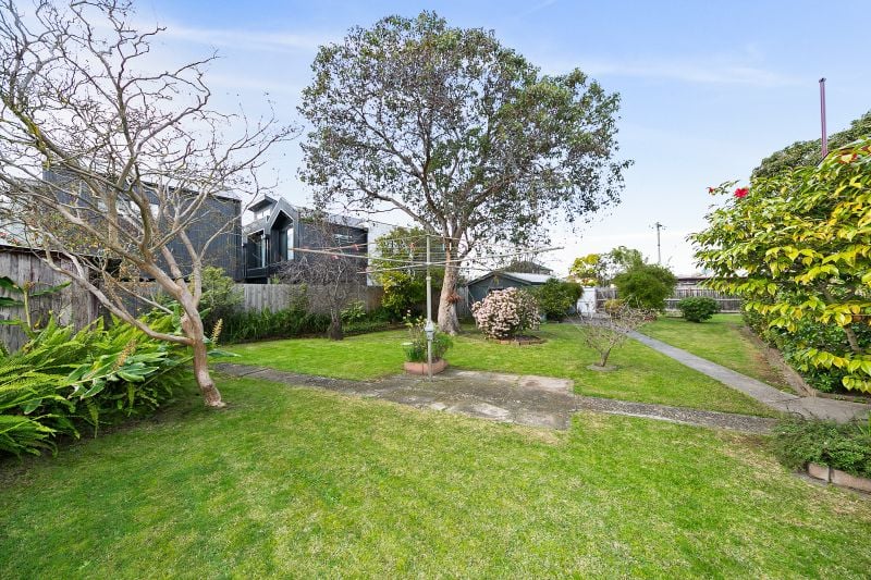 220 Albert Street, Reservoir
