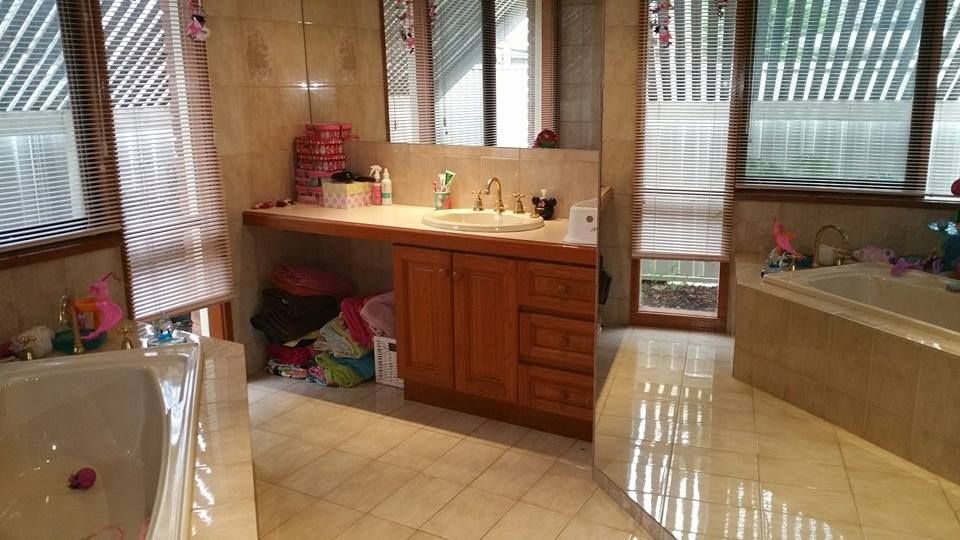 Spacious Family Living in a Prime Location!