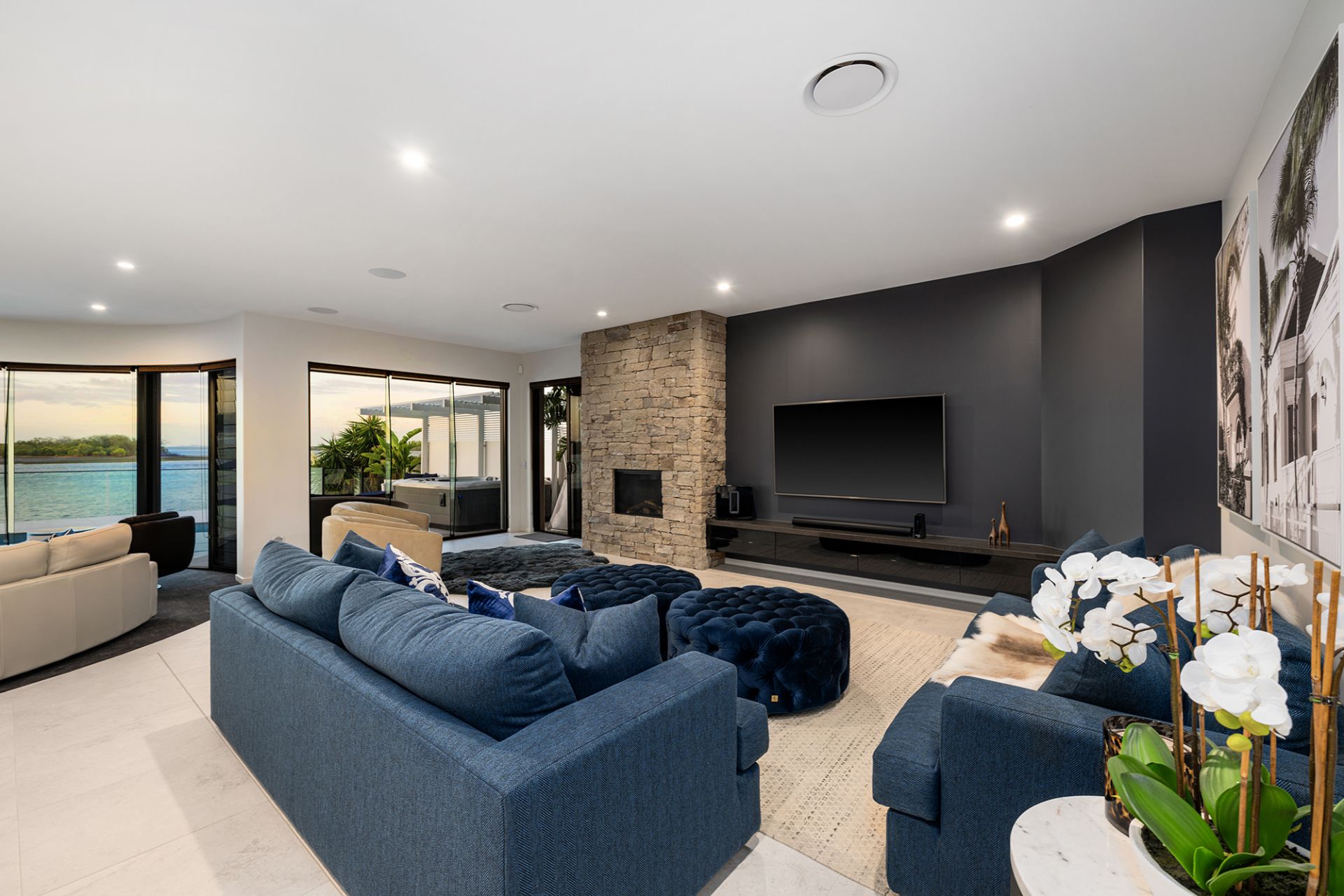 1 Knightsbridge Parade West, Sovereign Islands - Thumbnail 6