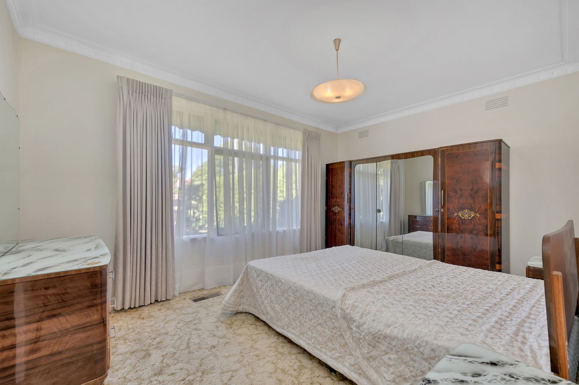 926 m2  =  Big Potential , Big Rewards