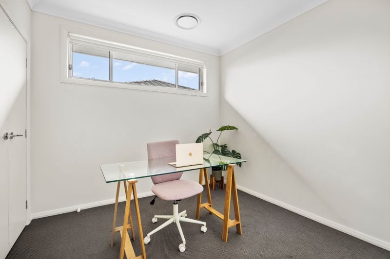 An immaculate and low maintenance living