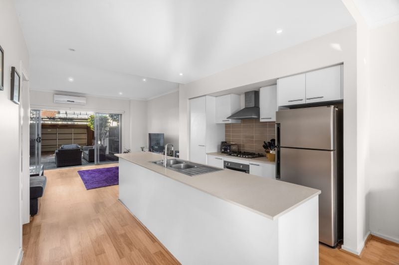 163 Central Park Avenue, Craigieburn