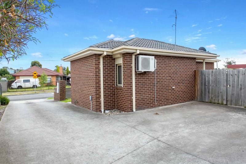 1/2 Lloyd Avenue, Epping