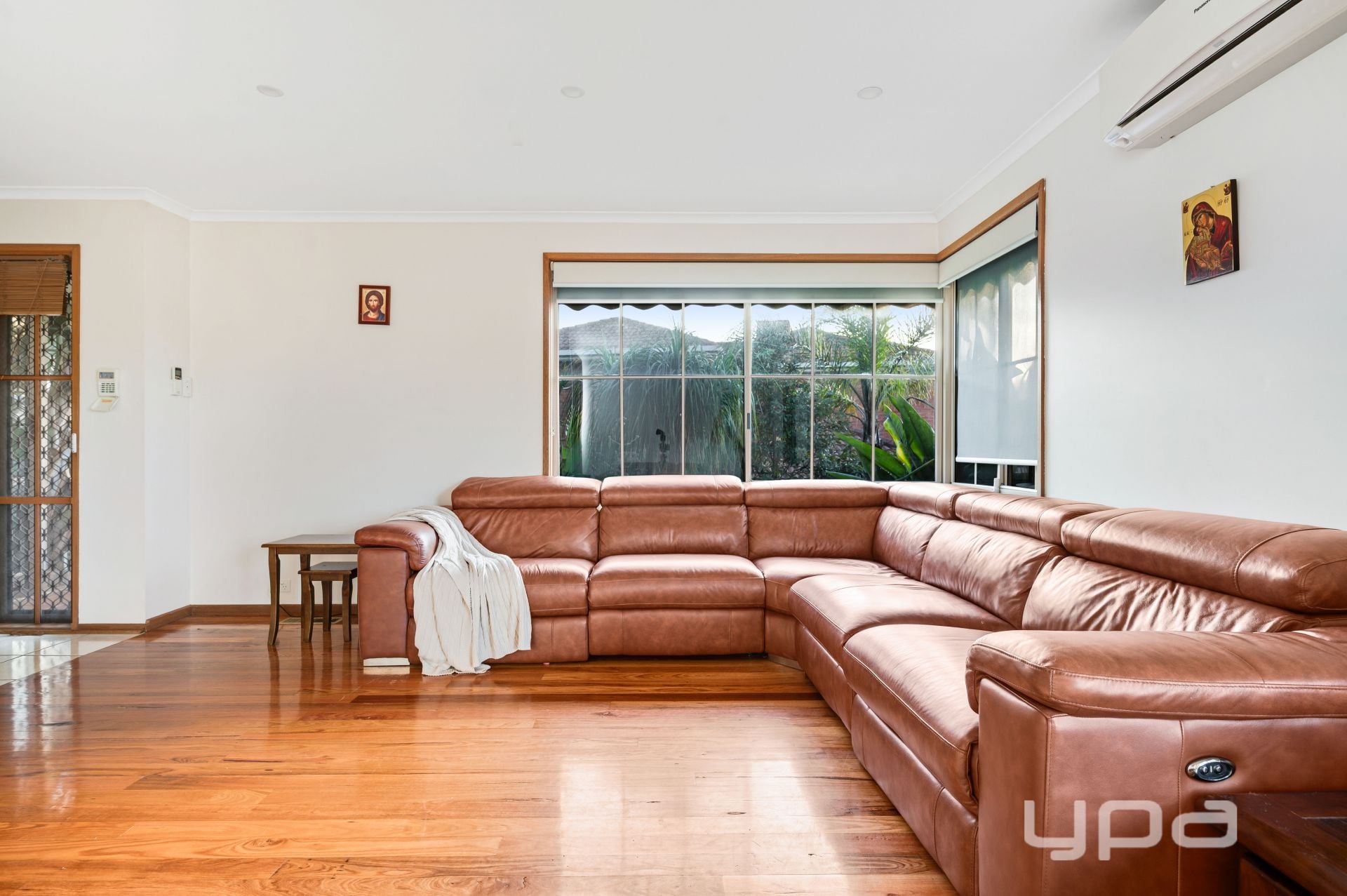 14 Glencara Close, Westmeadows, Westmeadows - Thumbnail 5