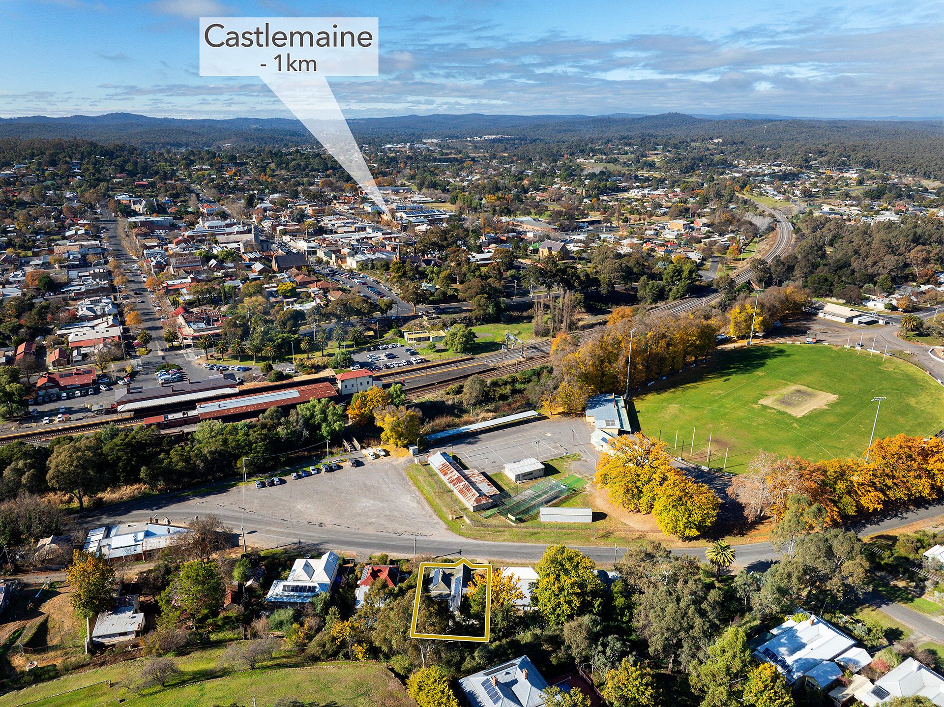 49 Gingell Street, Castlemaine - Image 1