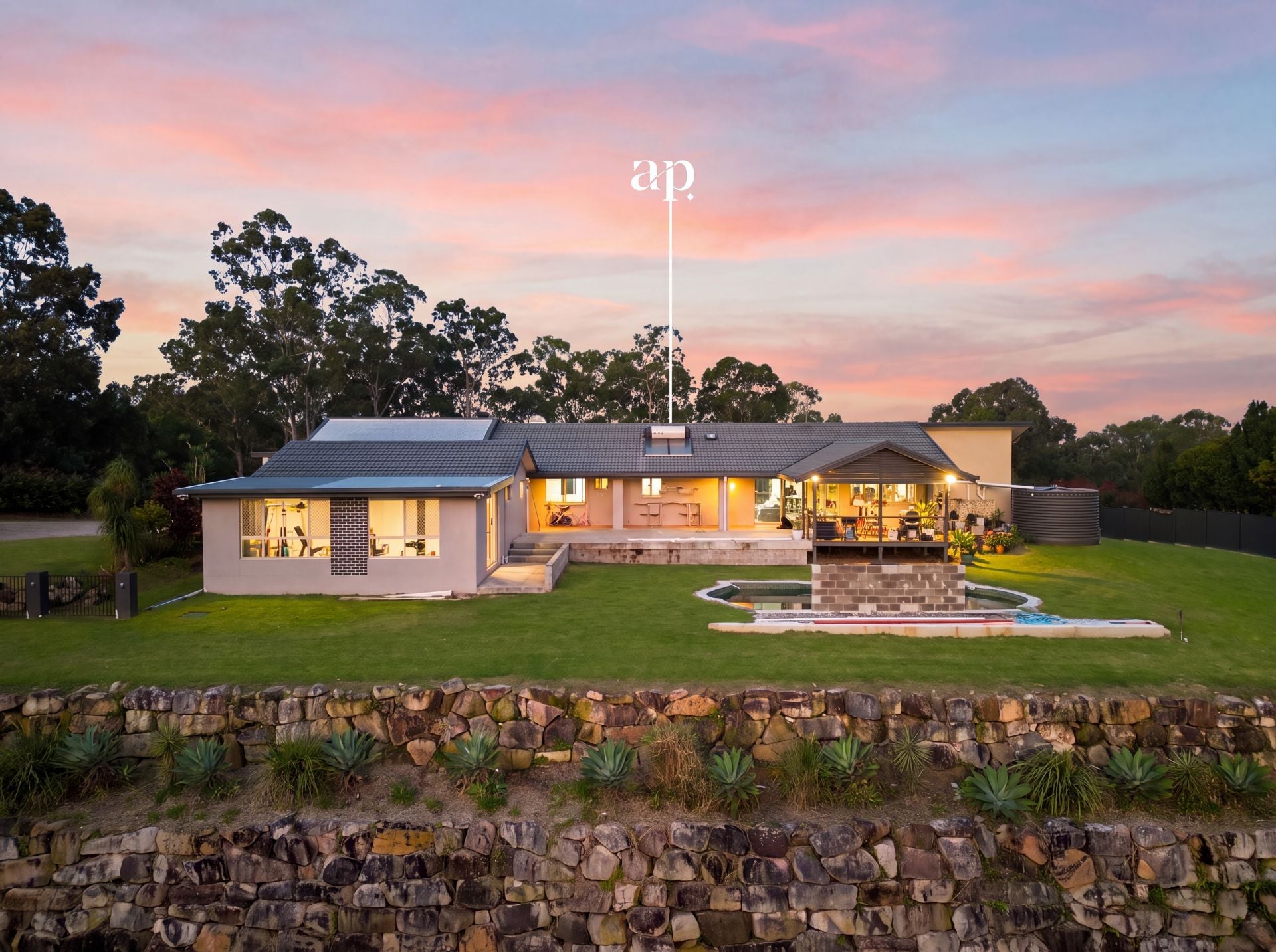 240 Crane Crescent, Nerang - Thumbnail 8