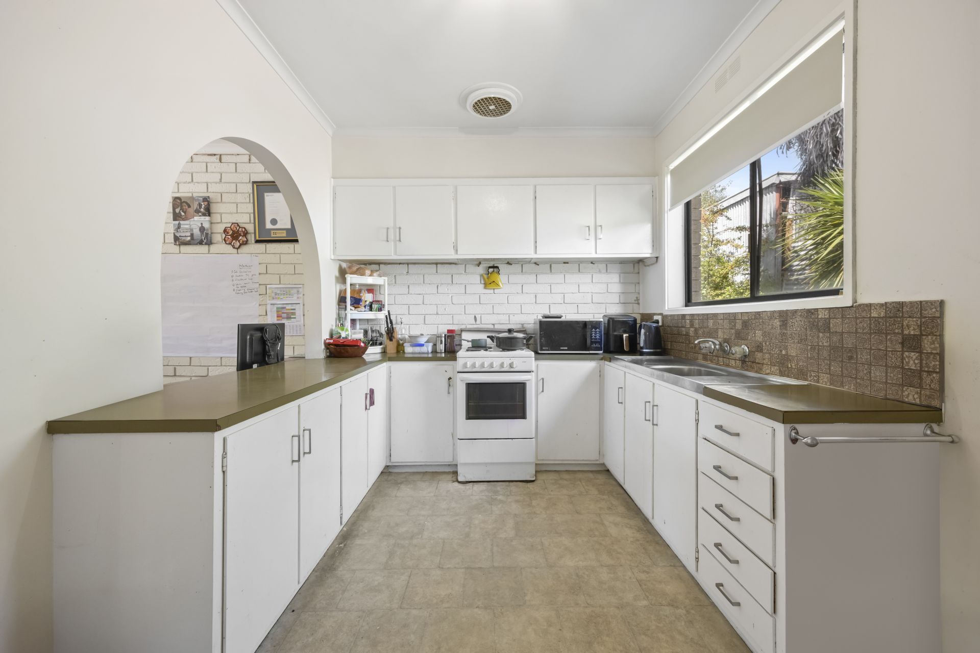 3/633 Bond Street Golden Point VIC, Golden Point - Thumbnail 6