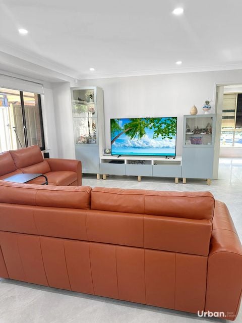 Bligh Park 6 Charlotte Place