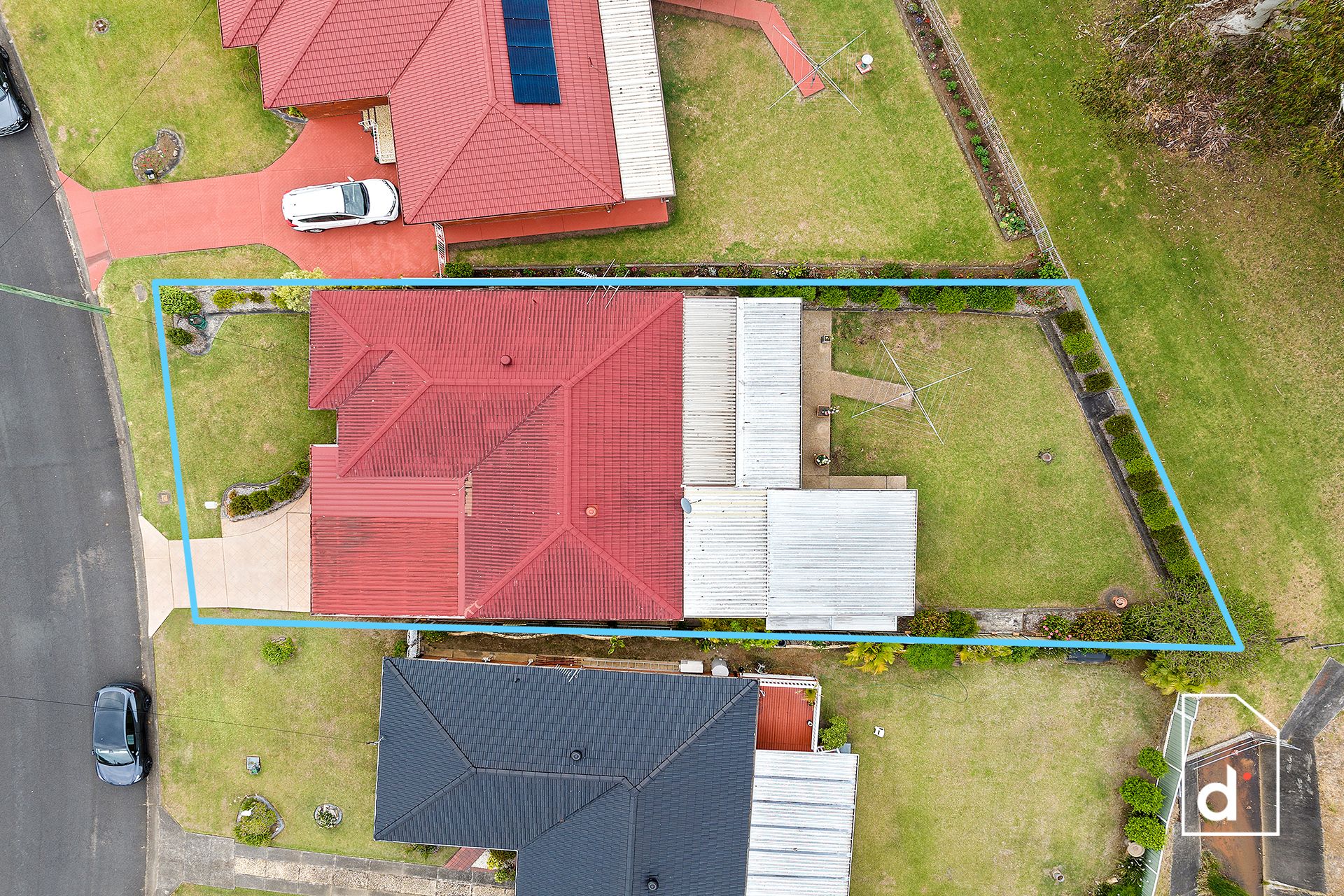 33 Kathleen Crescent, Woonona NSW