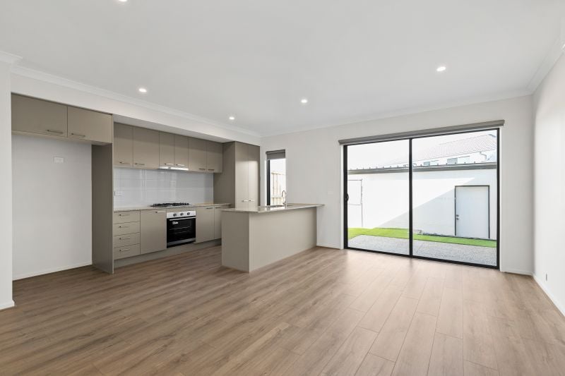 69 Garrong Avenue, Wollert