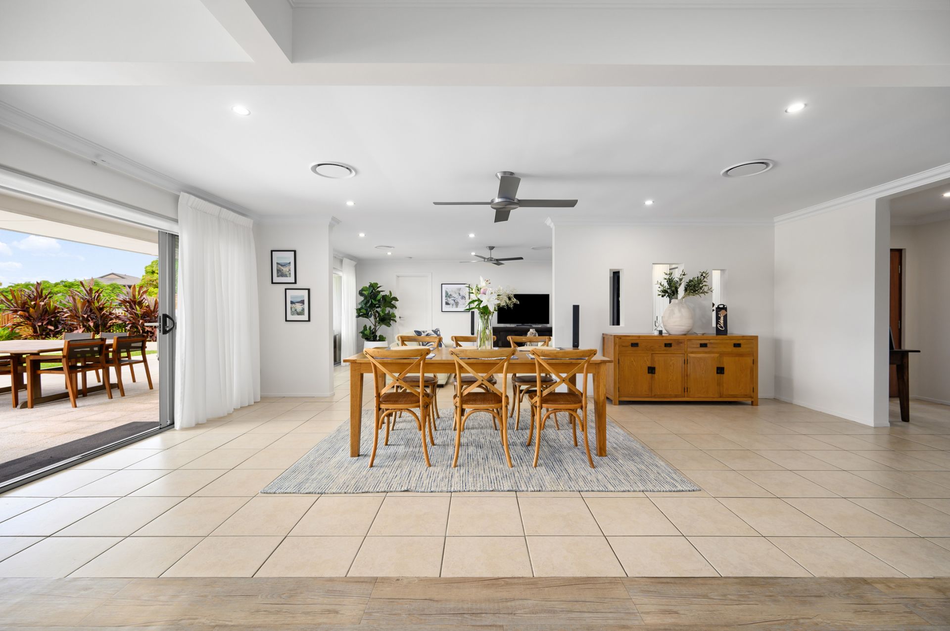 25 O'Grady Drive, Paradise Point - Thumbnail 5