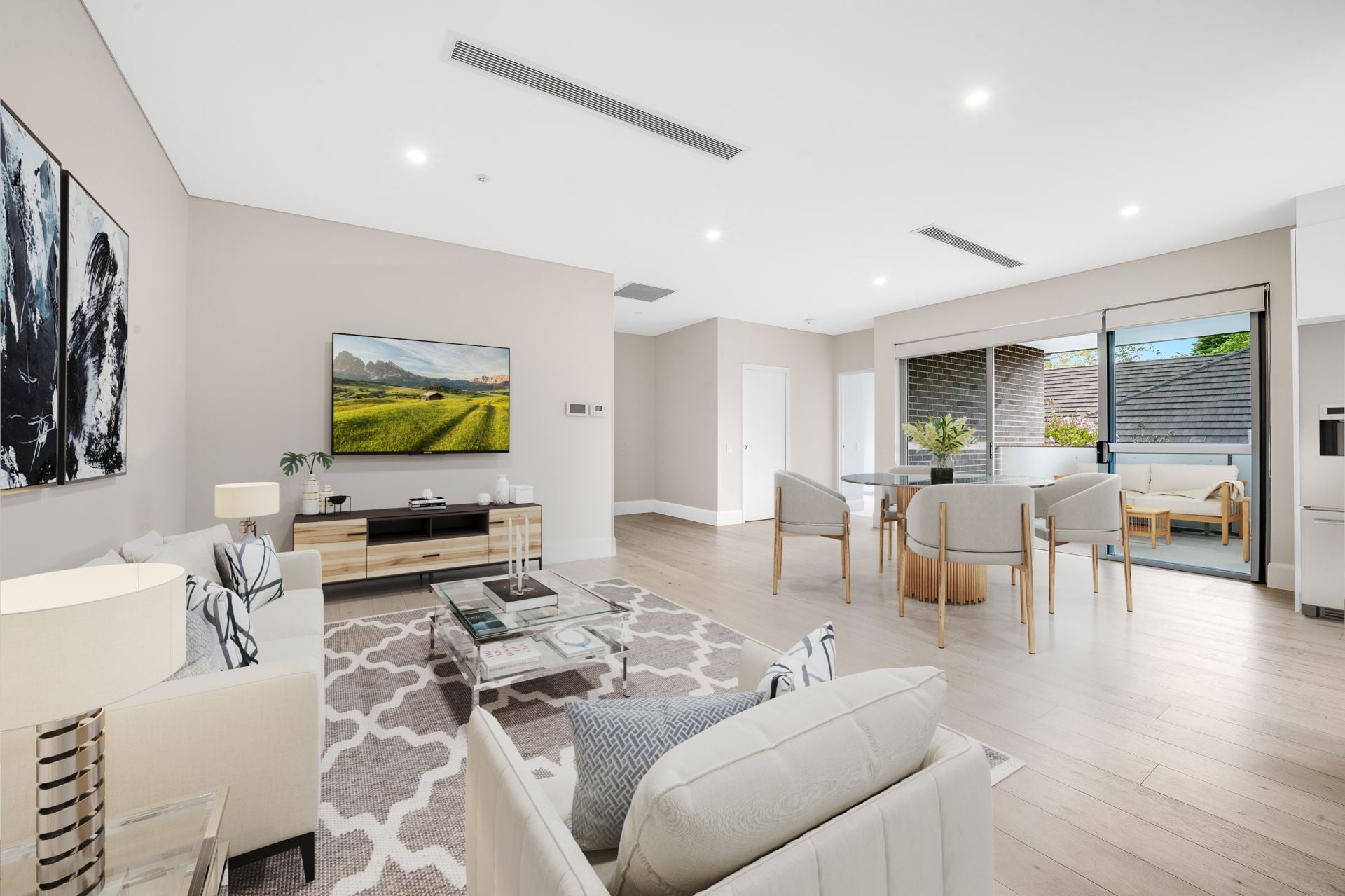 184 Beecroft Road, Cheltenham, Cheltenham - Thumbnail 2