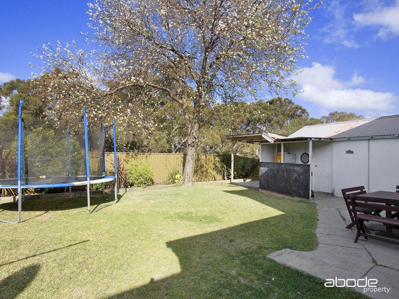 28 Woorak Crescent, MIRANDA, Miranda - Thumbnail 5