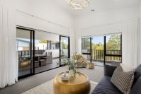 Family Space & Style with Park Views