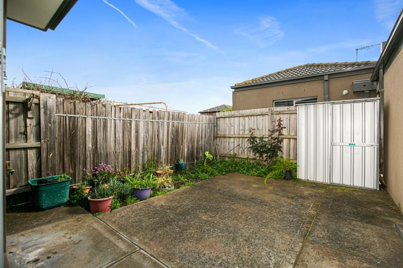3/2 Hamilton Court, Lalor