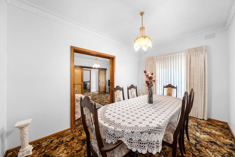 37 Melaleuca Drive, Thomastown