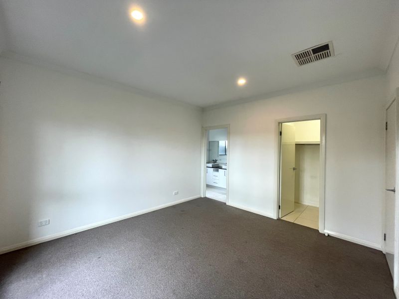 37 Linfield Parade, Wollert