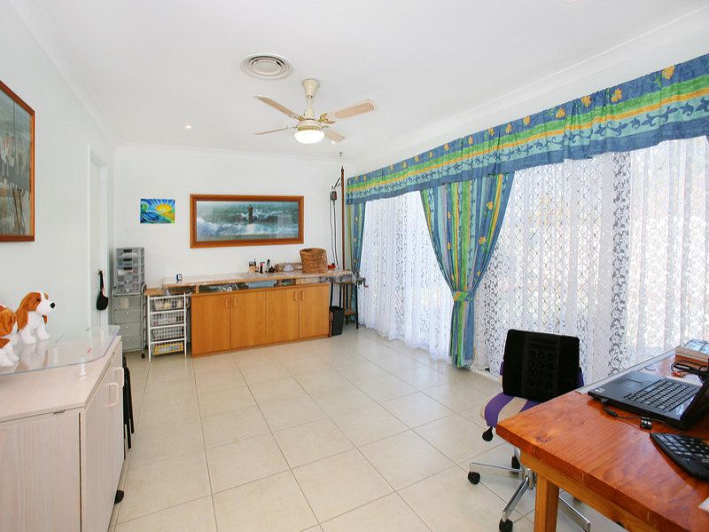 4 Finch Place, WORONORA HEIGHTS, Woronora Heights - Thumbnail 4