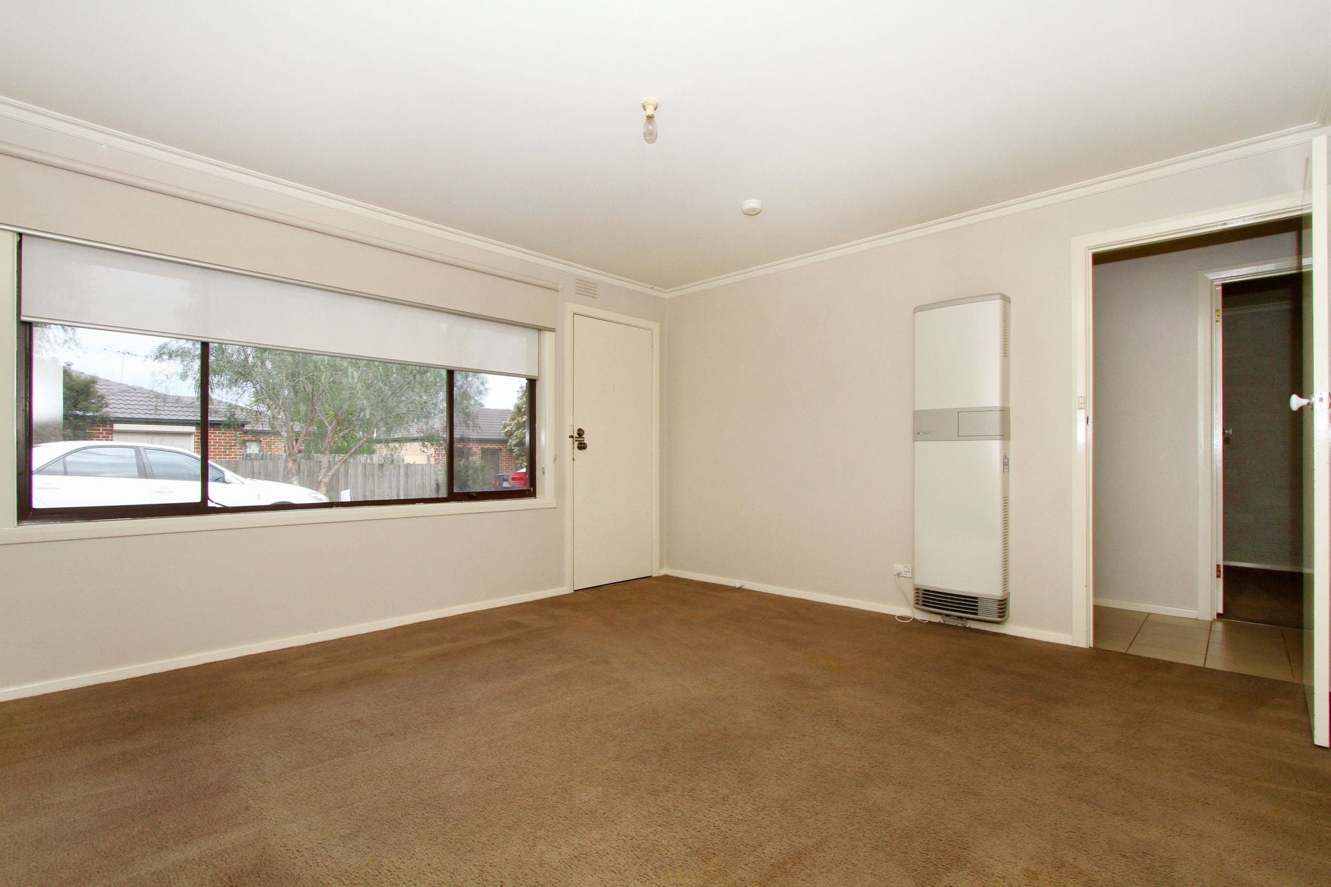 PERFECTLY LOCATED & PERFECTLY PRICED! *SHORT TERM LEASE ONLY*