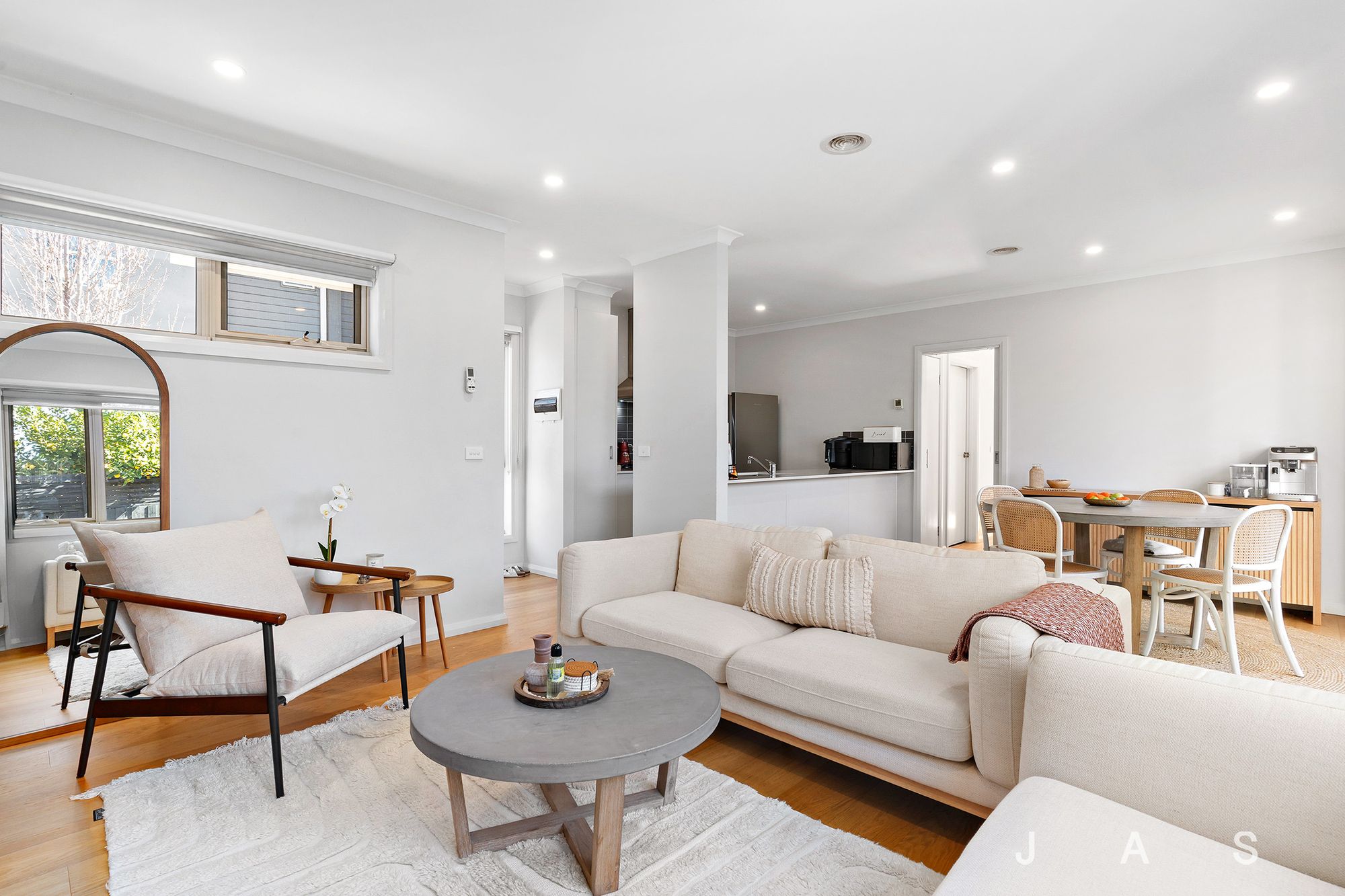 3/4 Camperdown Avenue, Sunshine North, Sunshine North - Thumbnail 2