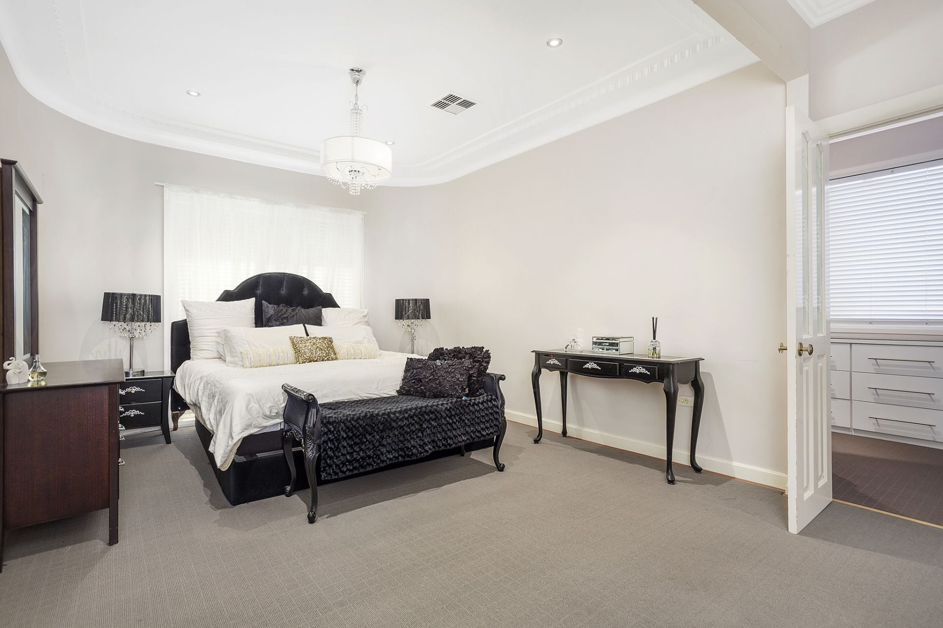 18 Stuart Street Blakehurst NSW, Blakehurst - Thumbnail 7