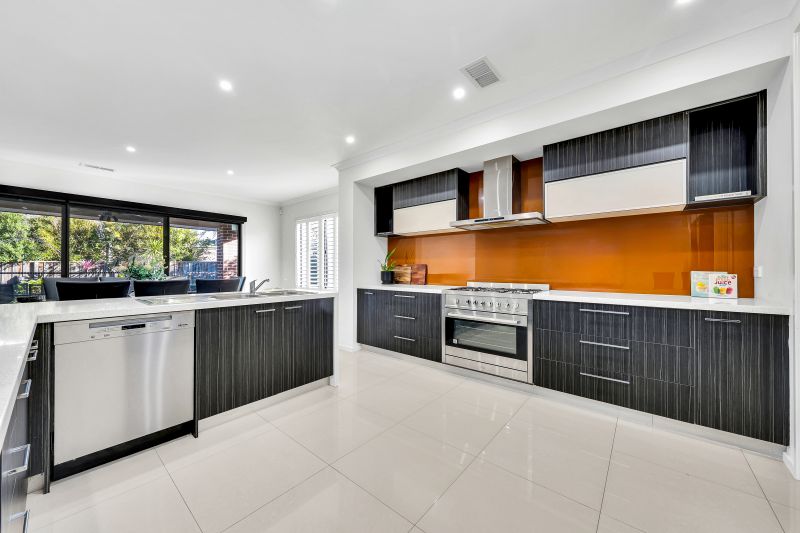 18 Lanai Avenue, Wollert