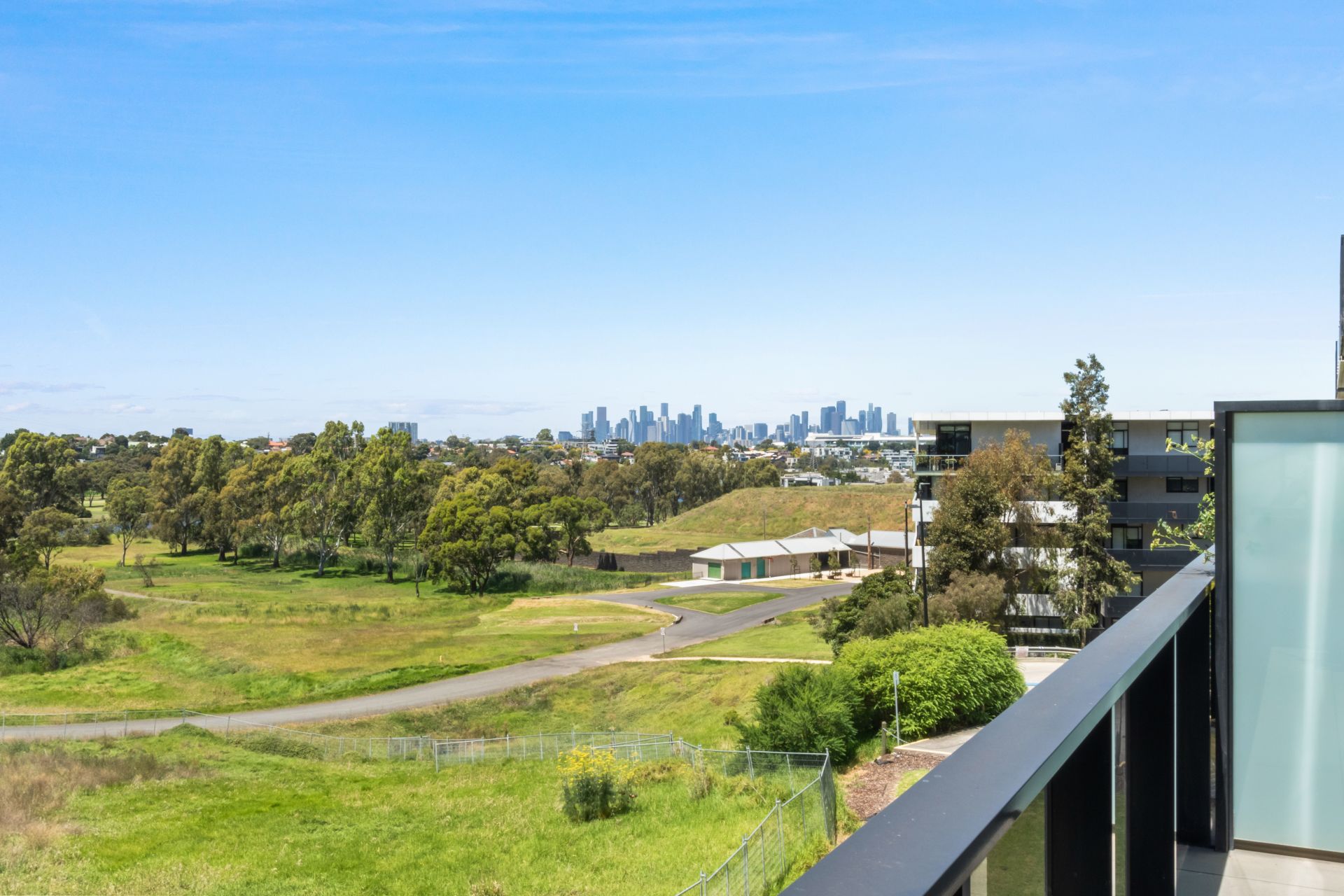 Apartment living, stone's throw from Highpoint!
