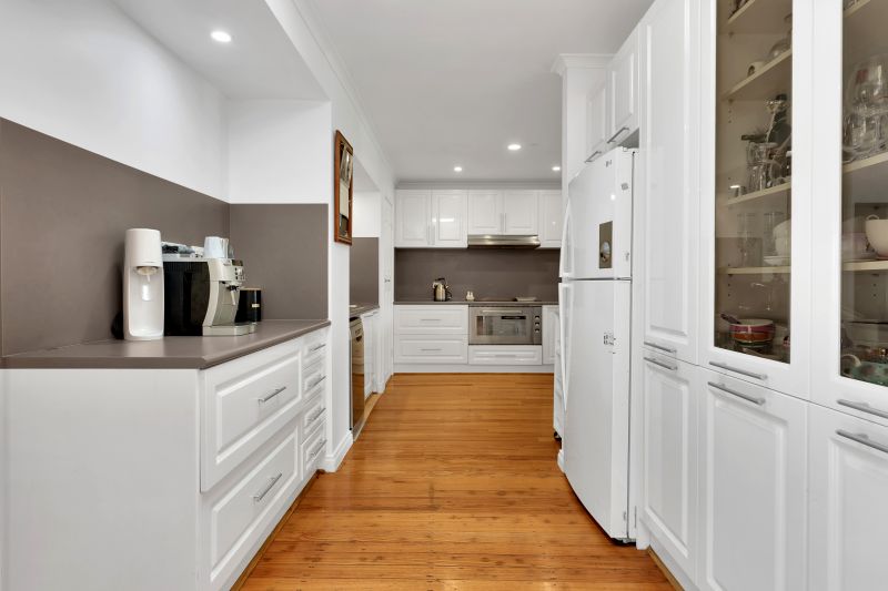 7 Courtnay Place, Epping